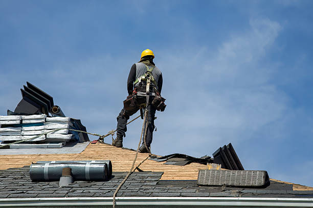 Professional Gutter Installation technician working in Lakeside, CA